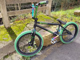 Bicicleta BMX KHE Centrix 20 Negra