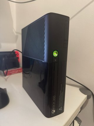 Xbox 360 E 250 GB Nero