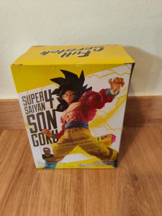 Goku SSJ4 GT Full Scratch Banpresto Dragon Ball
