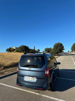 Ford Transit Courier 2022 diesel