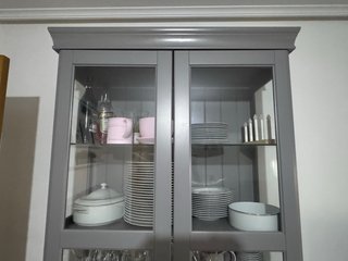 Vitrina LIATORP gris de IKEA