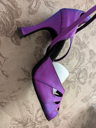 Zapatos de baile morados. Talla 37.