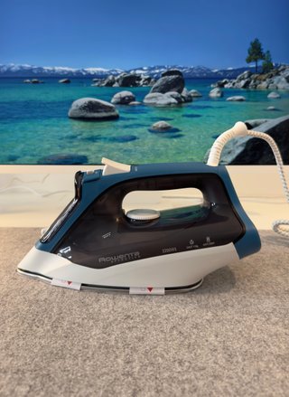 Plancha de vapor Rowenta DX1550 (Nueva)