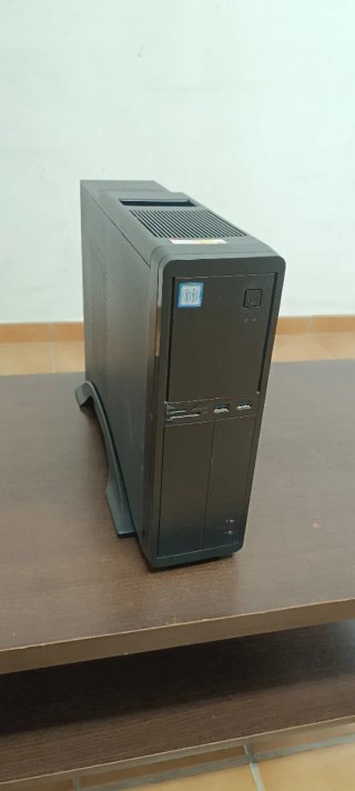 Torre Intel i3 7100 Negra