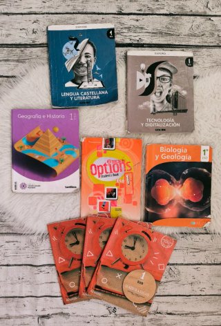 Lote de libros 1° ESO Alejo Vera (no bilingüe)