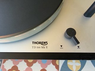 Giradiscos vintage Thorens TD 166 MK V