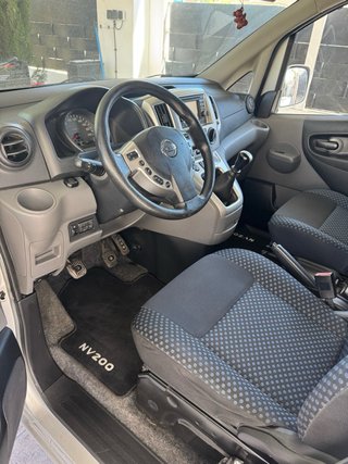 Nissan NV200 2012