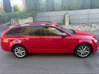 SKODA OCTAVIA COMBI 2015