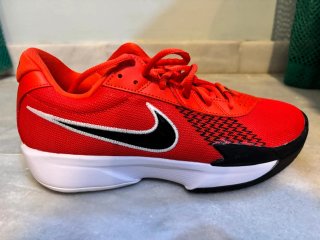 Nike GT Cut Academy Talla 42