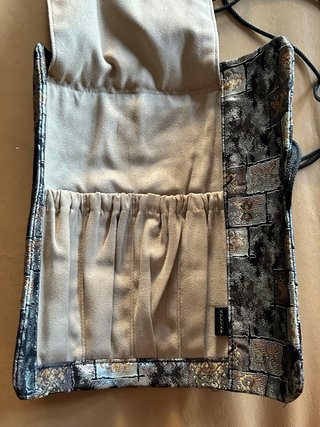 Astuccio giapponese. Seta del kimono. Taccia.