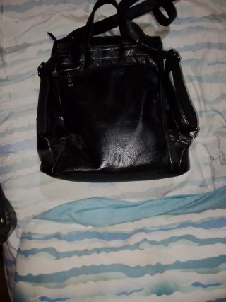 Bolso de piel negro