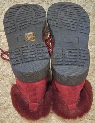 Botines granate con pelo y cordones talla 37