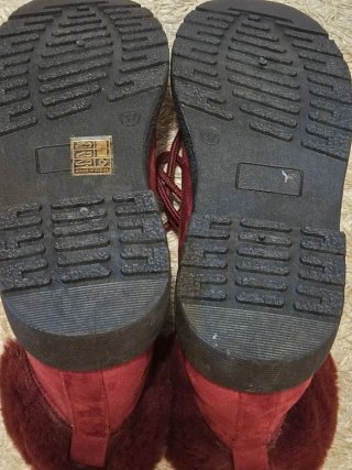 Botines granate con pelo y cordones talla 37
