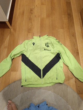 Chubasquero Real Sociedad Macron Verde