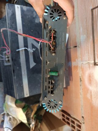 Amplificador AK SOUND 2000W ARV2075