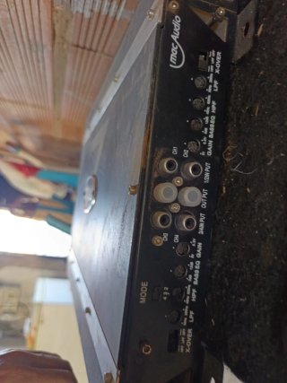Amplificador AK SOUND 2000W ARV2075