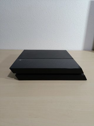 PS4 Fat 1TB Negra + Mando