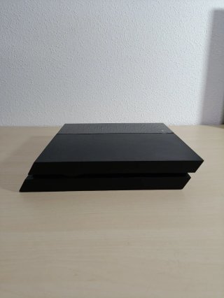 PS4 Fat 1TB Negra + Mando