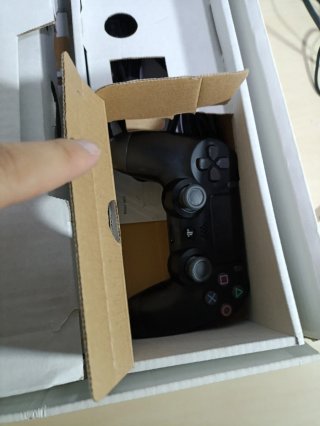 PS4 Fat 1TB Negra + Mando