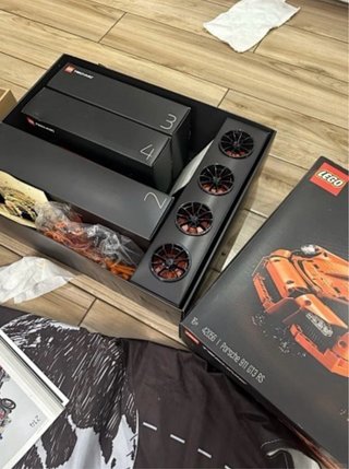 LEGO Technic Porsche 911 GT3 RS