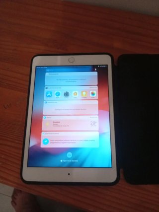 iPad Mini 3 64GB Blanco + Funda