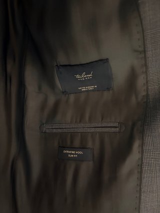 Traje azul Mango