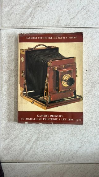 LIBRO Cámara Antigua Praga 1840-1940 + REGALO