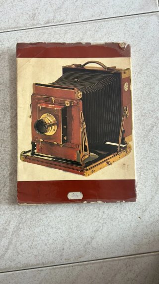 LIBRO Cámara Antigua Praga 1840-1940 + REGALO