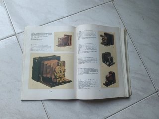 LIBRO Cámara Antigua Praga 1840-1940 + REGALO