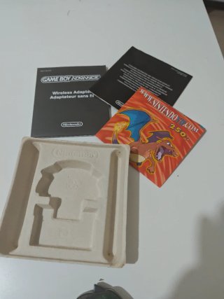 Pokémon Rojo Fuego GBA + Adaptador Inalámbrico