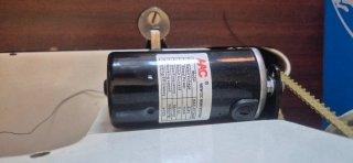 Máquina de Coser Singer 801-Z2 con mueble plegable