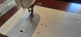 Máquina de Coser Singer 801-Z2 con mueble plegable