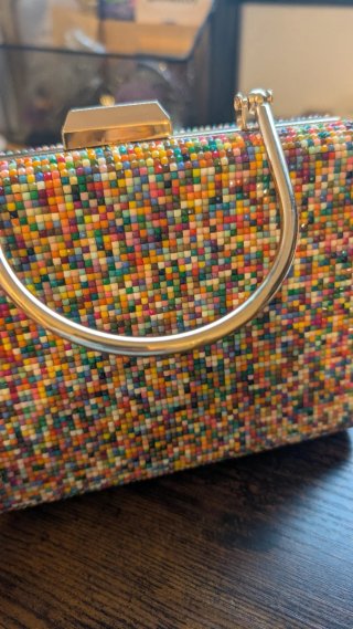 Bolso Clutch Multicolor con Cadena