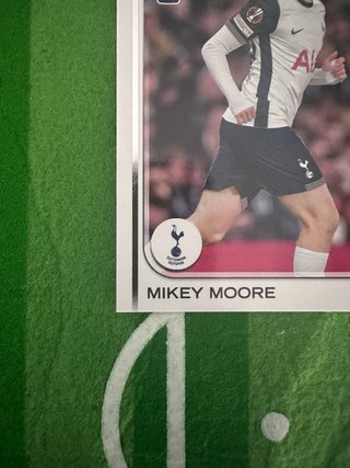 Cromo Mikey Moore Topps Champions League RC