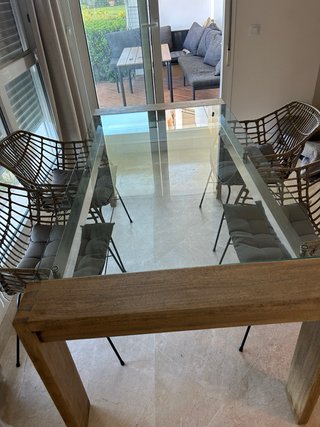 Mesa de comedor cristal y madera