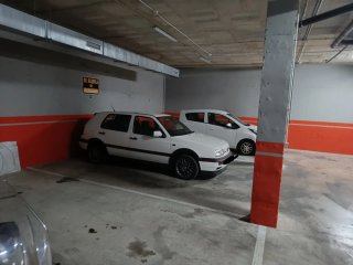 Plaza de garaje en C/Bordadoras n°1, Dos Hermanas.