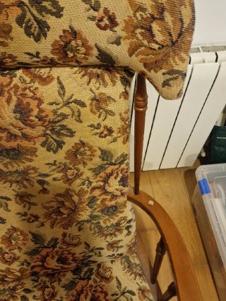 Sillón mecedora vintage para restaurar