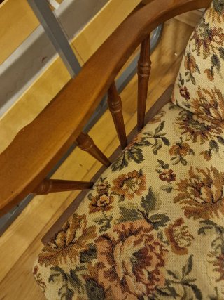 Sillón mecedora vintage para restaurar