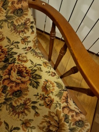 Sillón mecedora vintage para restaurar