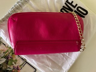 Bolso Love Moschino Fucsia Dorado