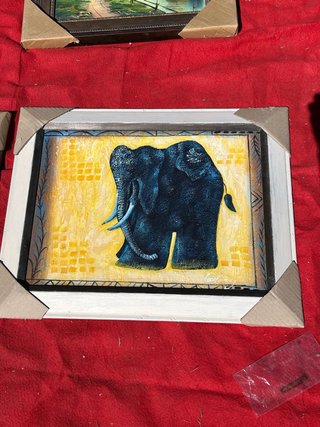 Cuadro elefante azul marco blanco