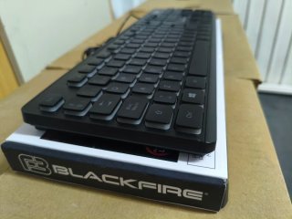 Teclado Gaming Blackfire BFX-301 LED RGB