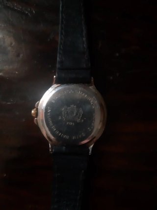 Reloj Festina Negro y Dorado