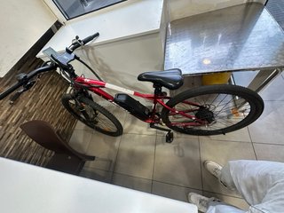 Bicicleta Eléctrica Roja