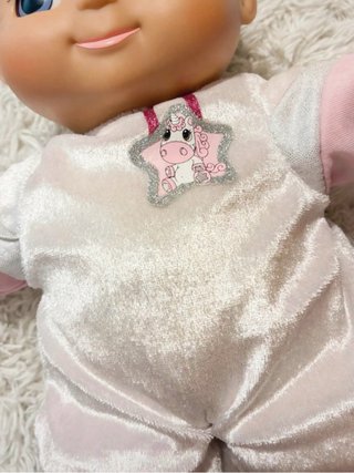 Muñeca bebé pijama unicornio