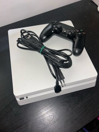 PS4 Slim Blanca Sony Seminueva