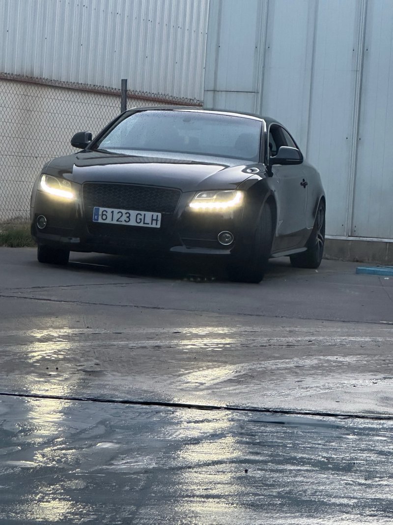 Audi A5 2010 - foto 1