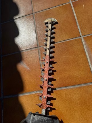 Cortasetos profesional STIHL HS 82 R