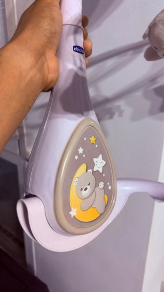 Móvil musical Chicco para cuna