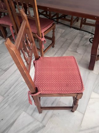 Mesa comedor de madera maciza con 8 sillas